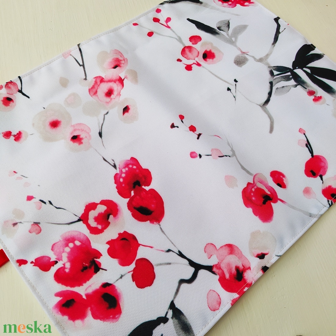 Piros virágos evőeszköztartó - táska & tok - uzsonna- & ebéd tartó - evőeszköz tartó - Meska.hu