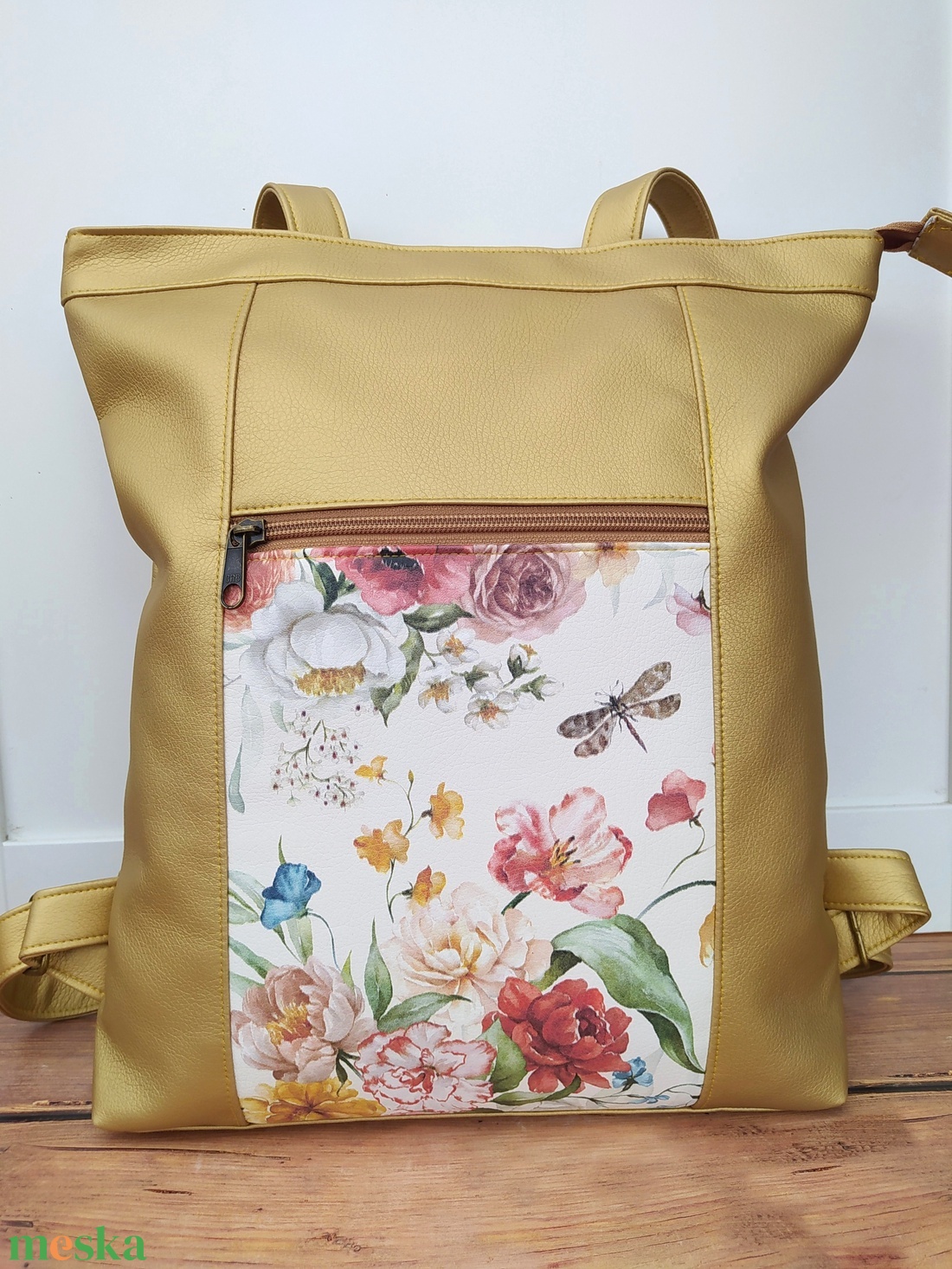 Arany virágos textilbőr hátizsák - táska & tok - hátizsák - hátizsák - Meska.hu