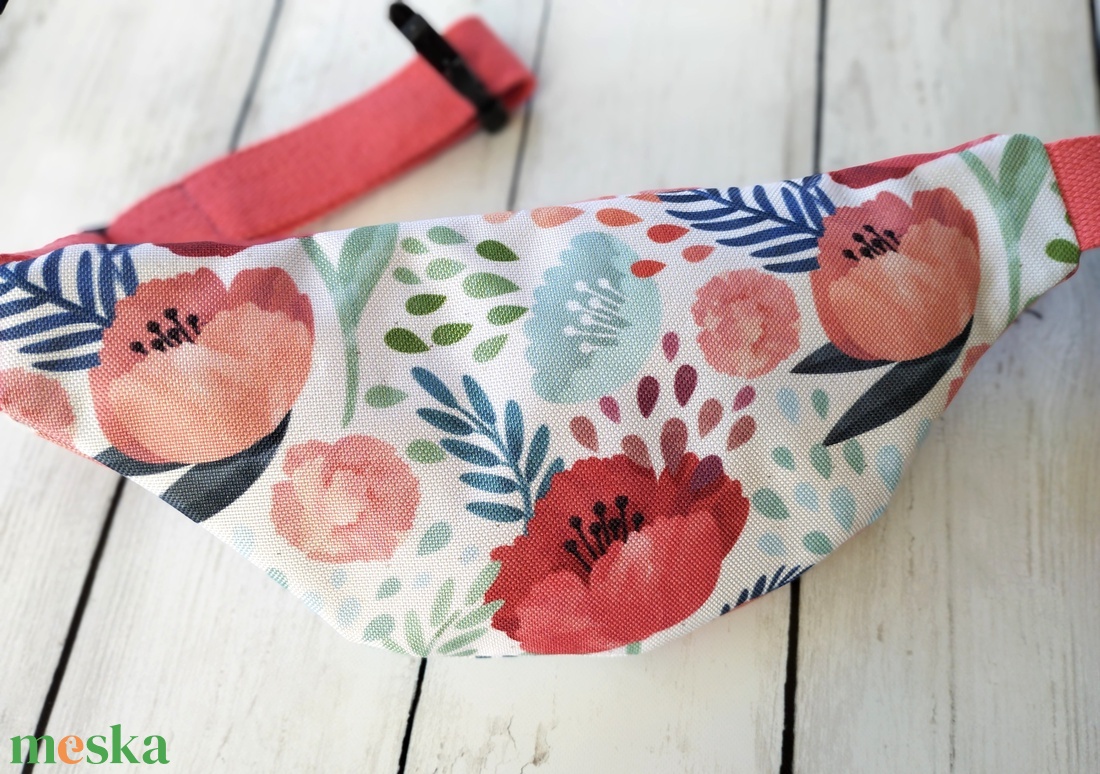 Virágos gyerek övtáska  - táska & tok - övtáska - Meska.hu