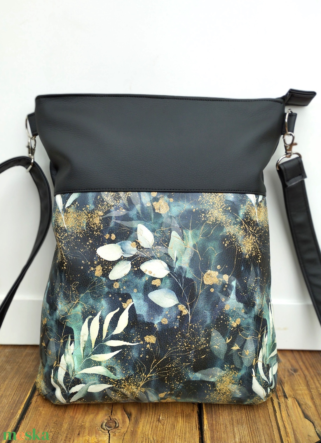 Fekete textilbőr leveles válltáska  - táska & tok - kézitáska & válltáska - válltáska - Meska.hu