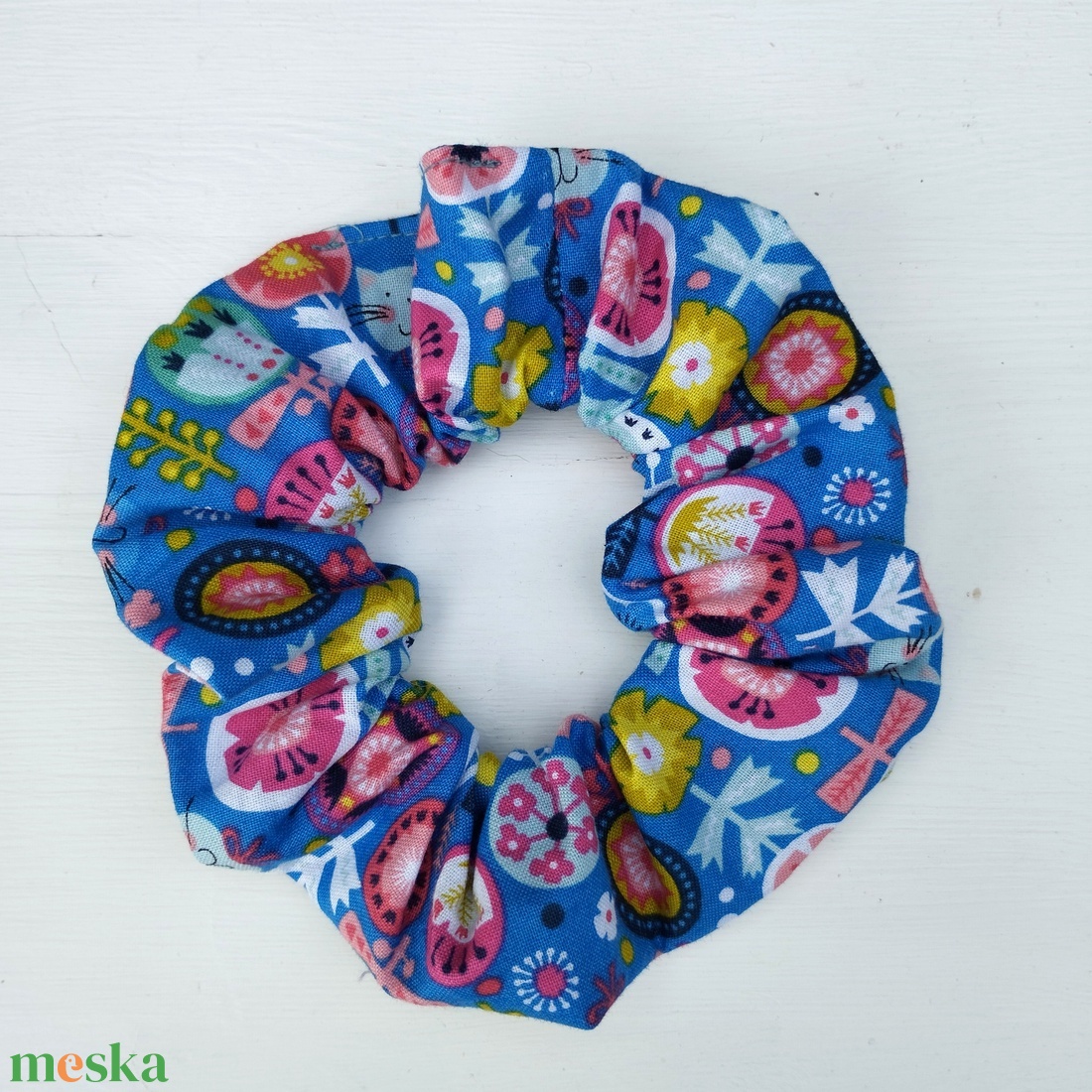 Kék virágos scrunchie hajgumi - ruha & divat - hajdísz & hajcsat - hajgumi - Meska.hu Kék virágos scrunchie hajgumi - ruha & divat - hajdísz & hajcsat - hajgumi - Meska.hu