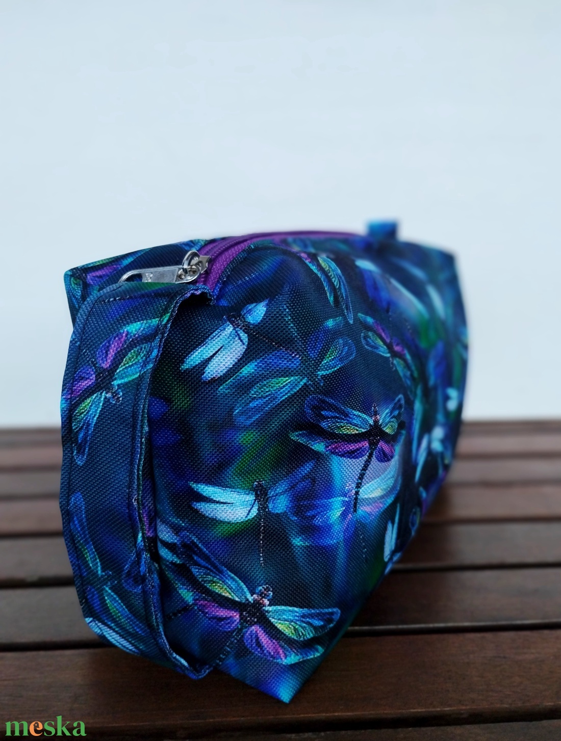 Szitakötős vízlepergetős neszesszer pasiknak - táska & tok - neszesszer - Meska.hu Szitakötős vízlepergetős neszesszer pasiknak - táska & tok - neszesszer - Meska.hu