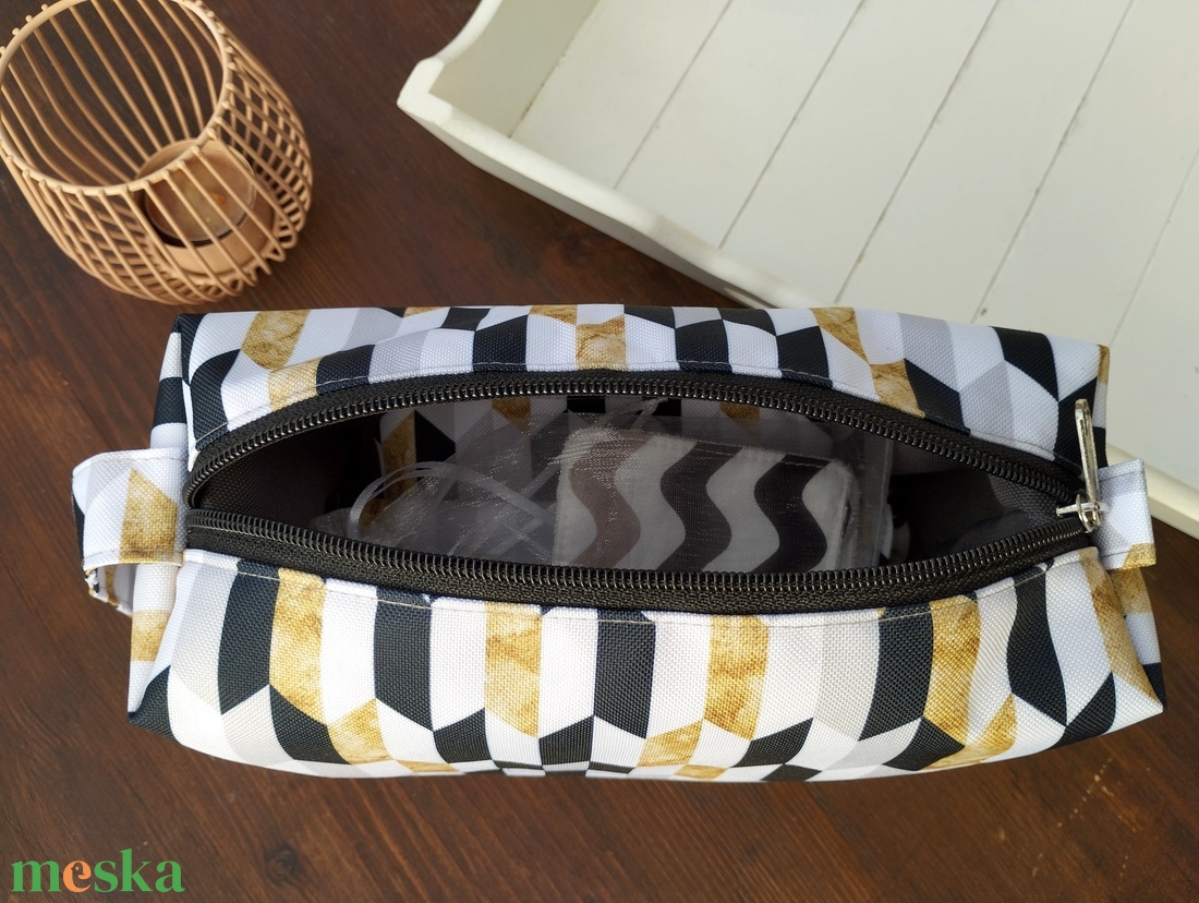 Pipere szett, geometriai mintás  - táska & tok - neszesszer - Meska.hu