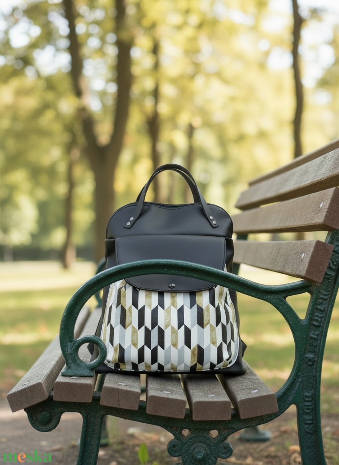 Fekete textilbőr geometriai mintás hátizsák  - táska & tok - hátizsák - hátizsák - Meska.hu