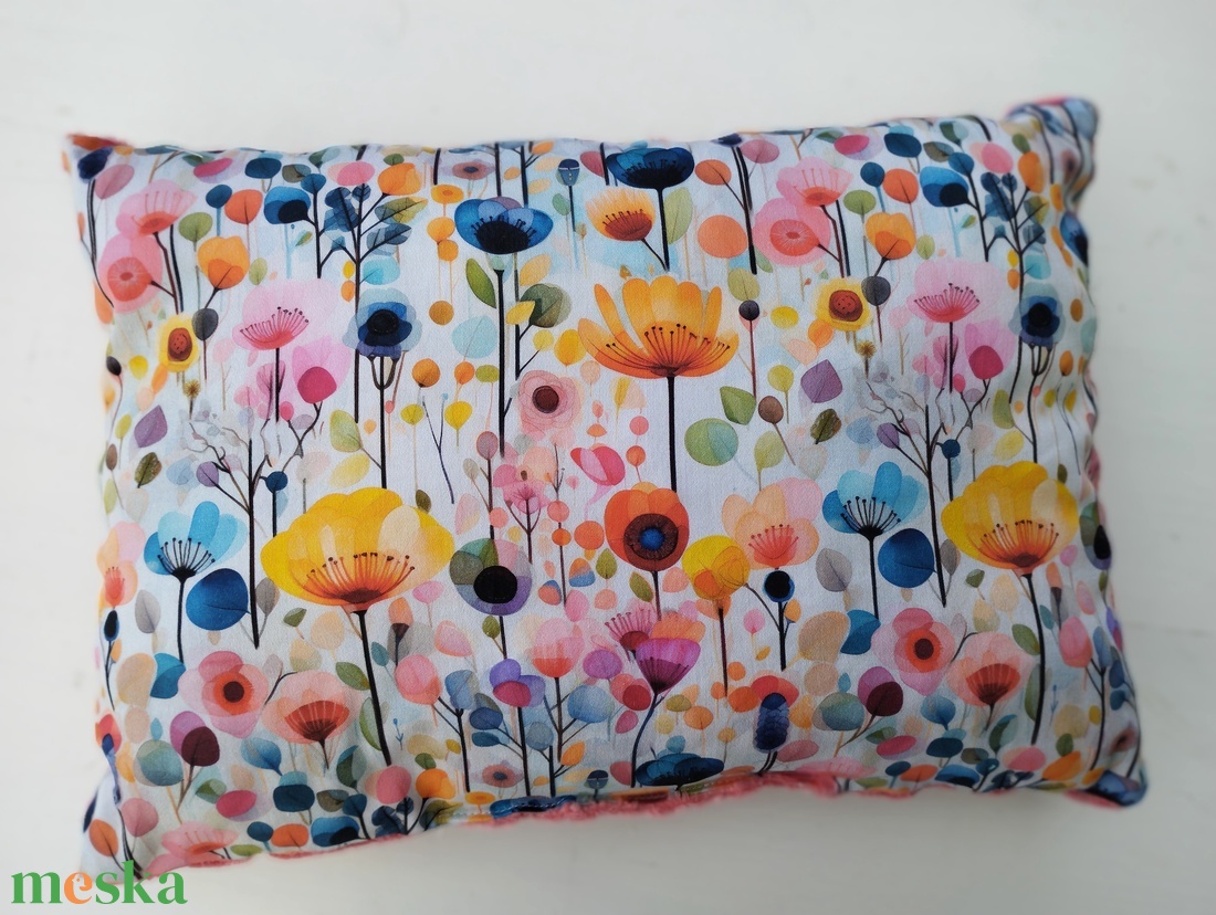 Sárga-kék virágos párna levendulapárnával - otthon & életmód - babaszoba, gyerekszoba - gyerek díszpárna - Meska.hu