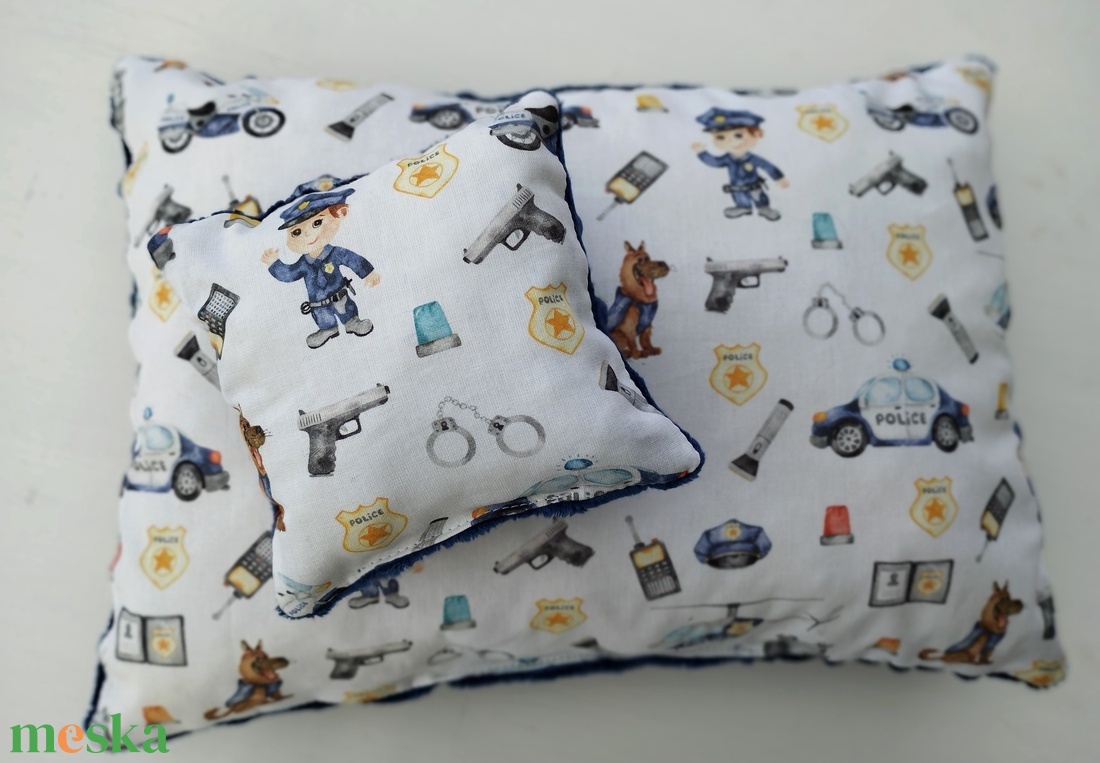 Rendőrös párna levendulapárnával - otthon & életmód - babaszoba, gyerekszoba - gyerek díszpárna - Meska.hu