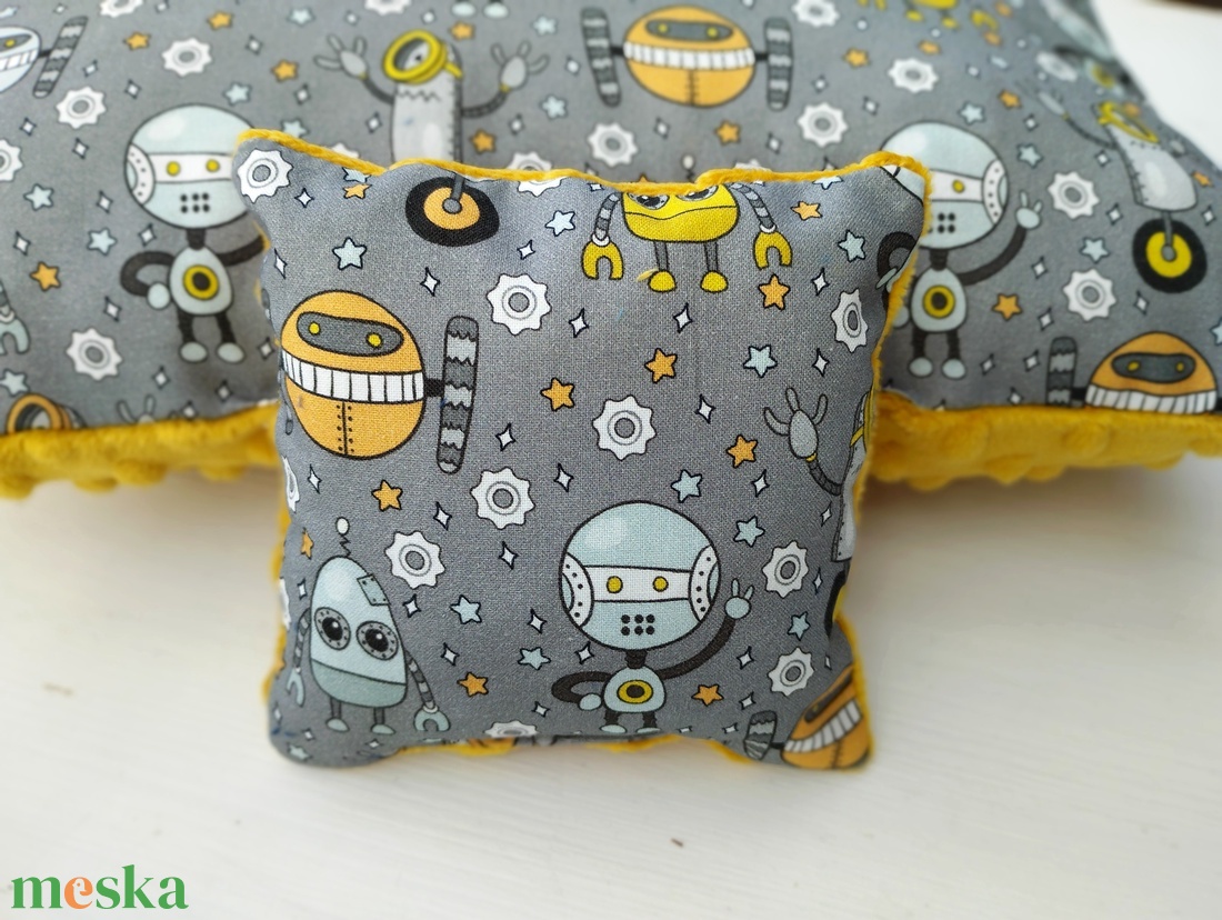 Robotos párna levendulapárnával - otthon & életmód - babaszoba, gyerekszoba - gyerek díszpárna - Meska.hu