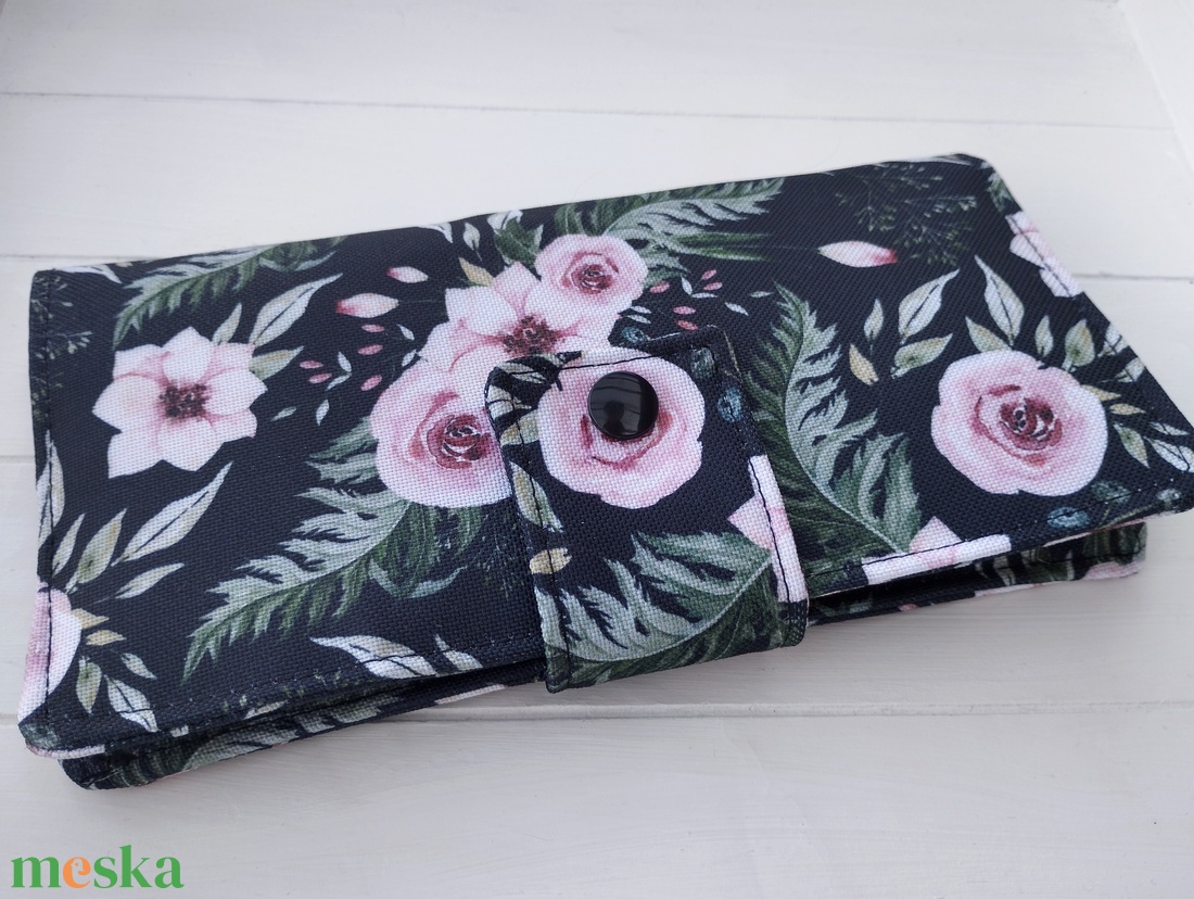 Fekete rózsás pénztárca - táska & tok - pénztárca & más tok - pénztárca - női pénztárca - Meska.hu