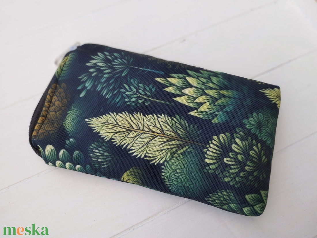 Erdőmintás tok - táska & tok - pénztárca & más tok - aprópénztartó - Meska.hu