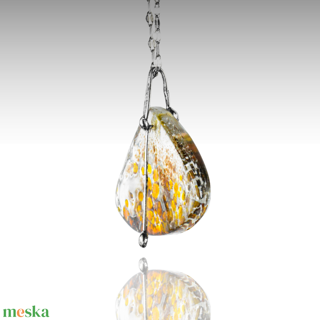 Őszi fakulás üveg iparművészeti nyaklánc - ékszer - nyaklánc - medálos nyaklánc - Meska.hu