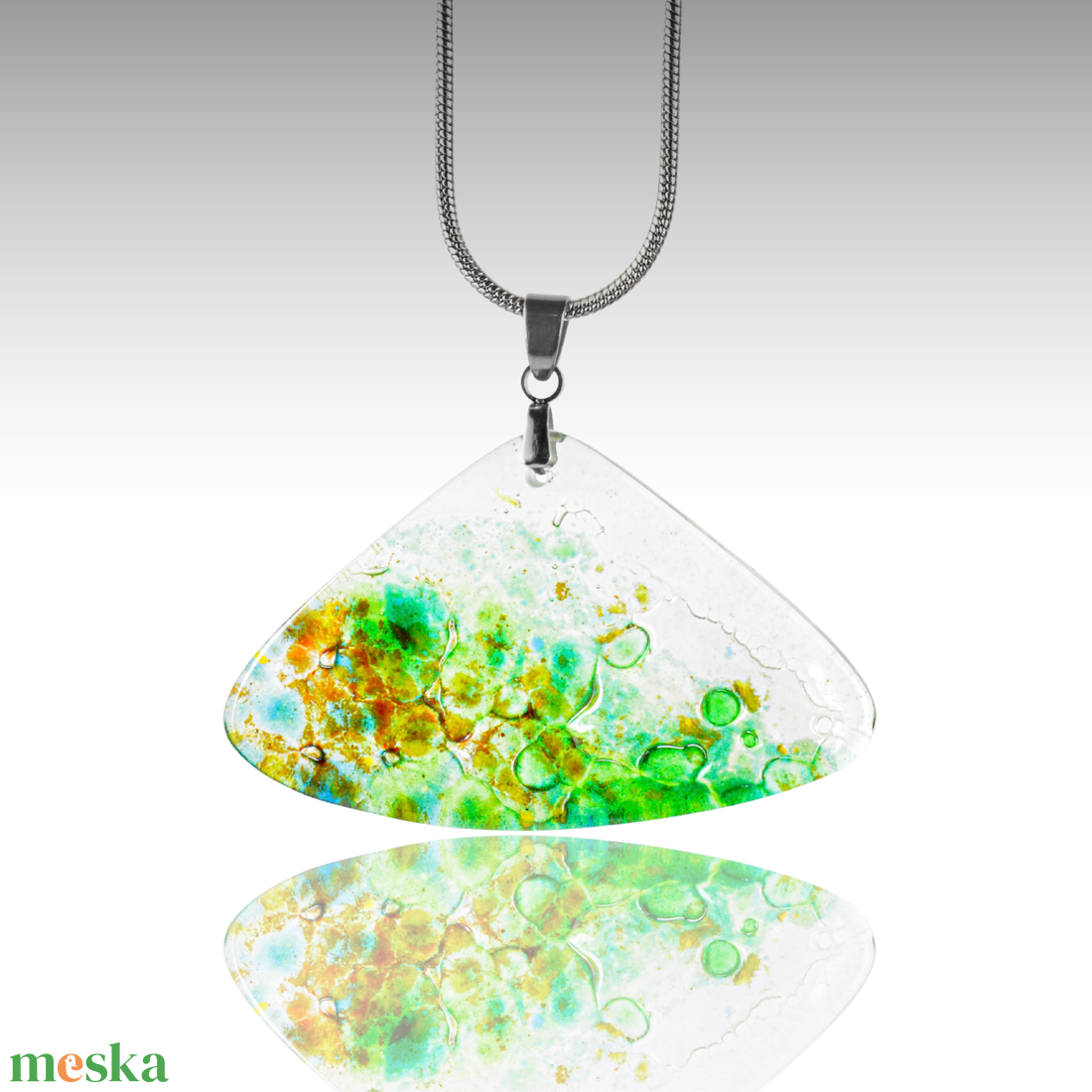 Hűs erdő szélén üveg kézműves nyaklánc - ékszer - nyaklánc - medálos nyaklánc - Meska.hu