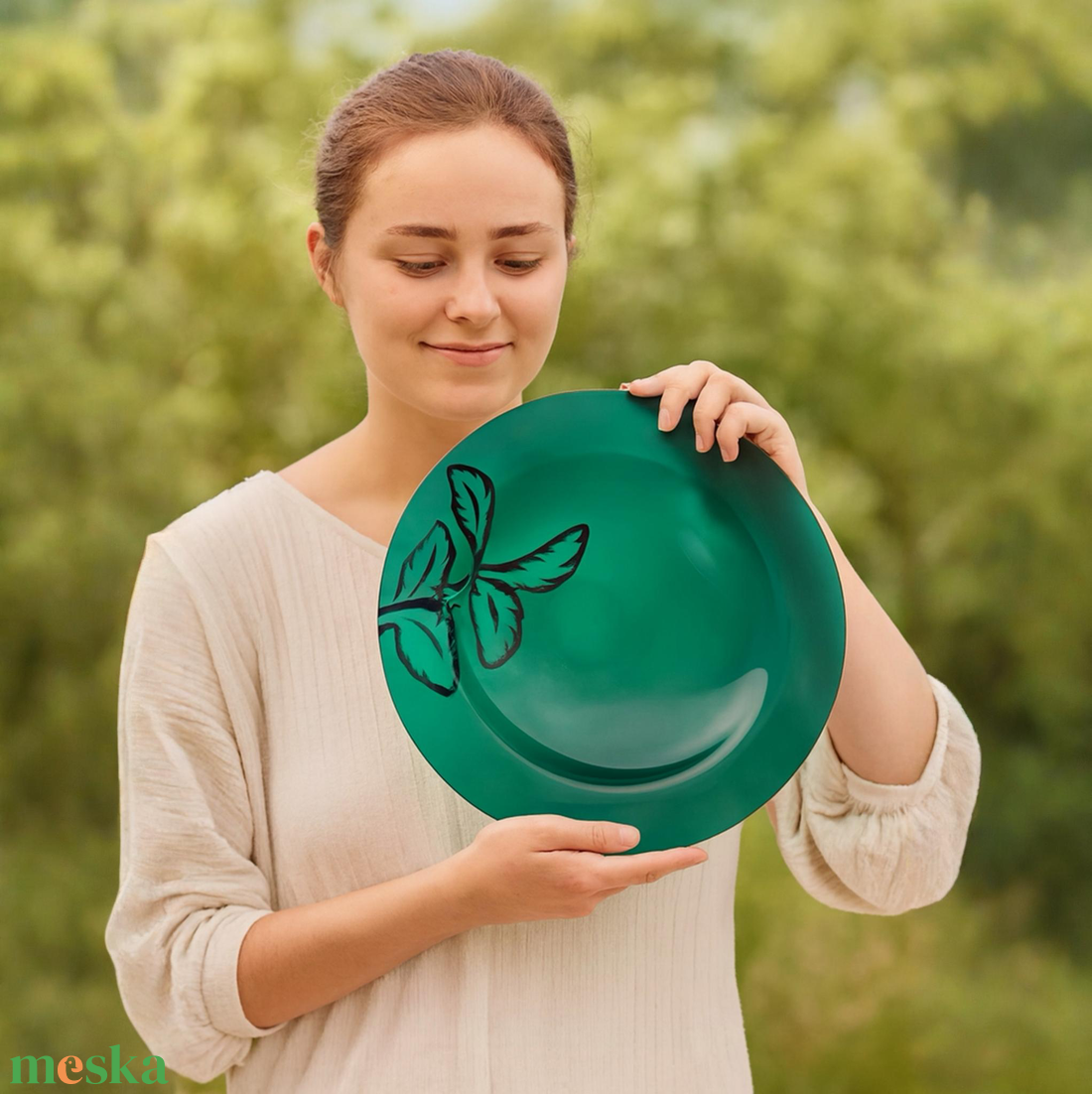 Erdő pereme üveg gyümölcsös tál, fusing technikával készült, kézzel festett egyedi darab - esküvő - dekoráció - tálalás - Meska.hu