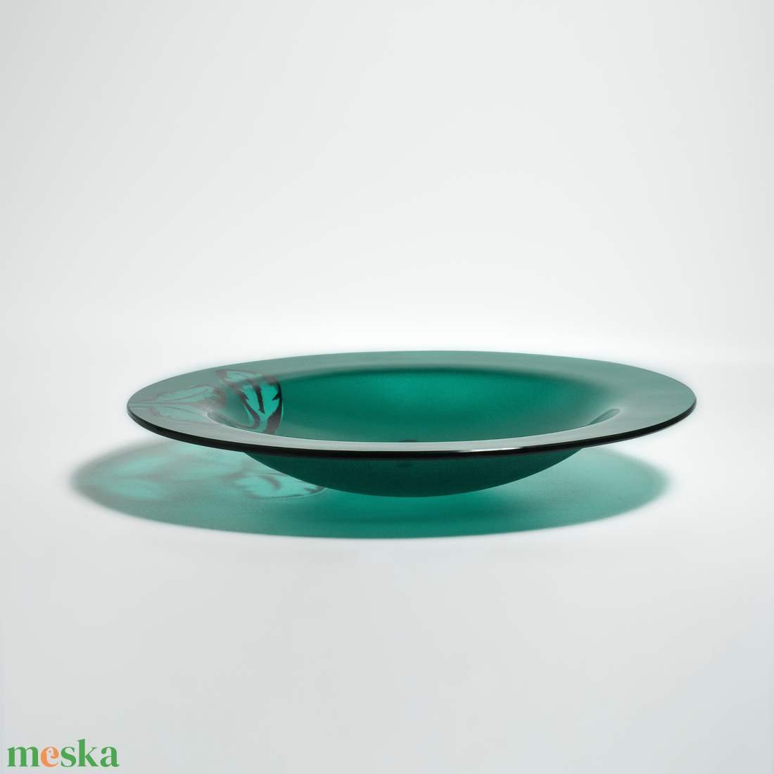 Erdő pereme üveg gyümölcsös tál, fusing technikával készült, kézzel festett egyedi darab - esküvő - dekoráció - tálalás - Meska.hu