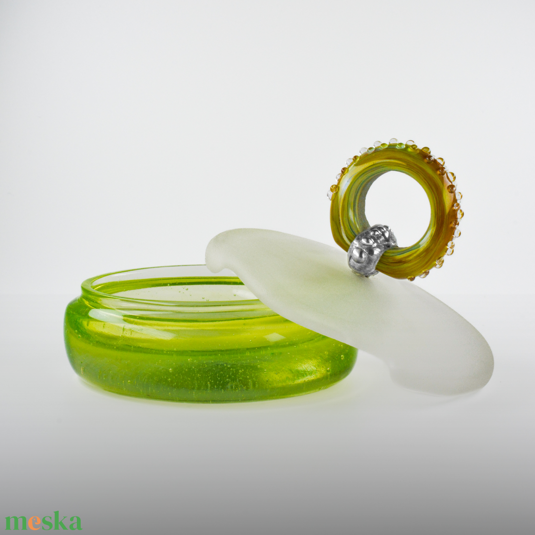 Gyűrűs ékszertartó üvegszelence, üvegöntéssel készült egyedi darab  - ékszer - ékszertartó - ékszerdoboz - Meska.hu