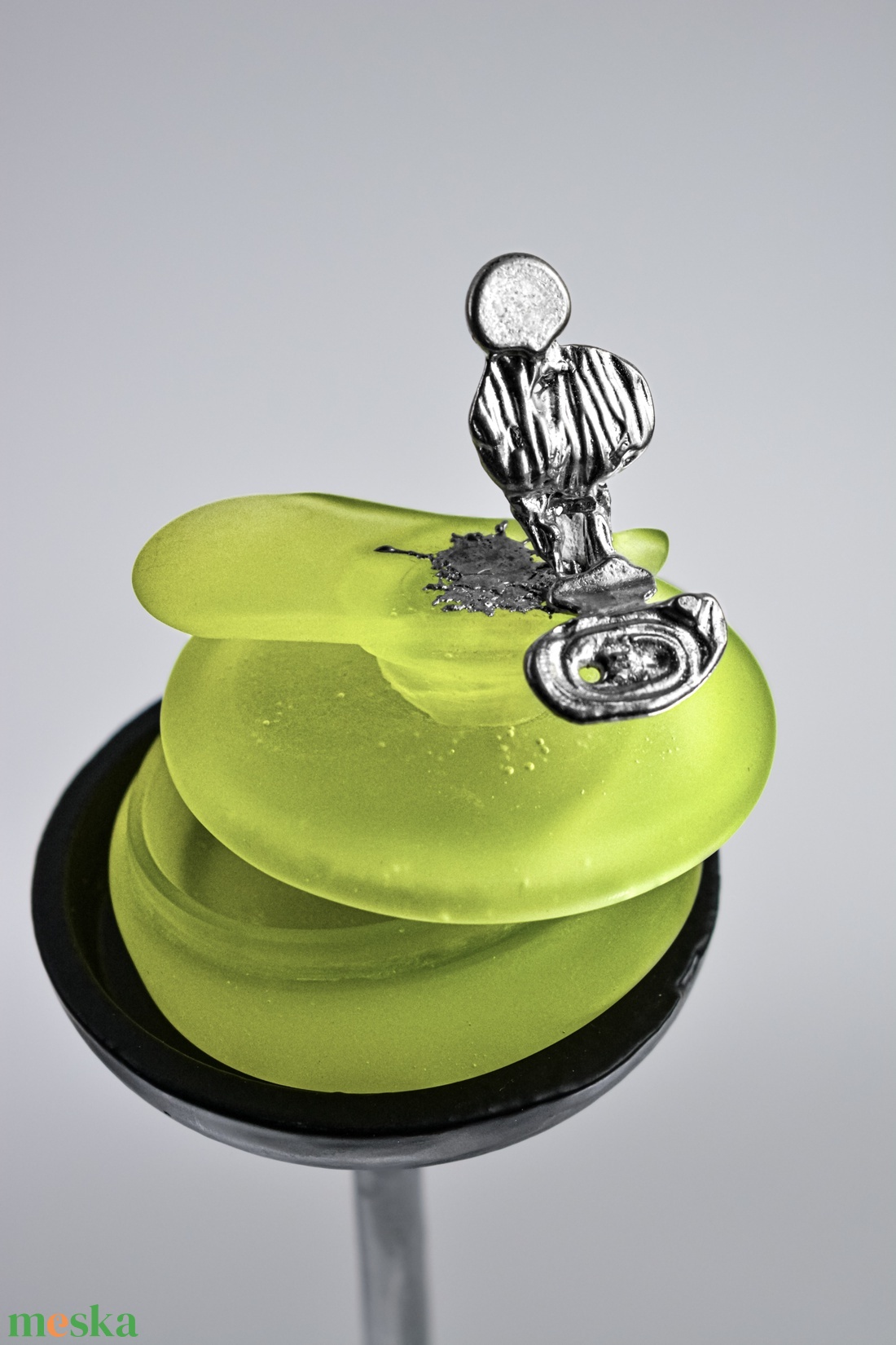 A nő csendje ékszertartó üvegszelence, üvegöntéssel készült egyedi darab  - ékszer - ékszertartó - ékszerdoboz - Meska.hu