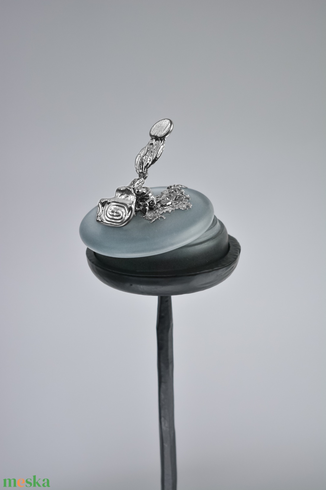 A férfi csendje ékszertartó üvegszelence, üvegöntéssel készült egyedi darab  - ékszer - ékszertartó - ékszerdoboz - Meska.hu