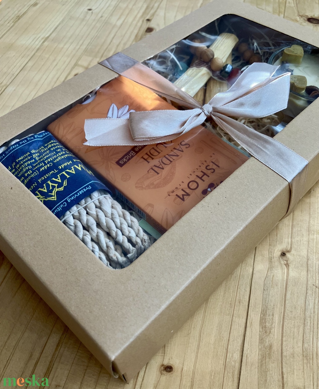 Karácsonyi ajándékcsomag - karácsony - karácsonyi ajándékozás - karácsonyi ajándékcsomagolás - Meska.hu