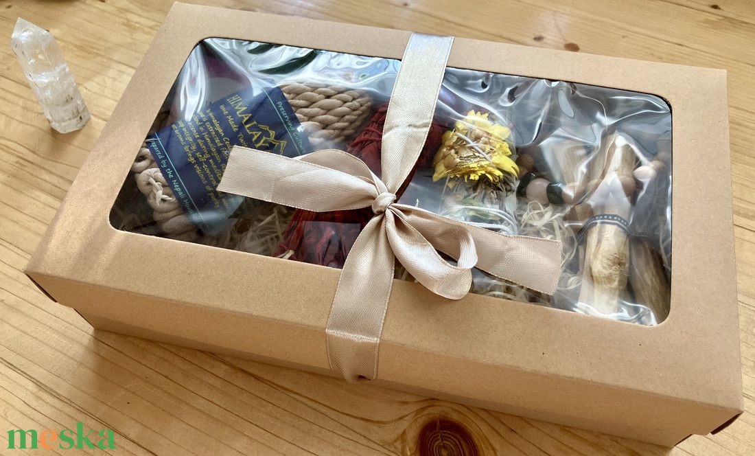 Karácsonyi ajándékcsomag - karácsony - karácsonyi ajándékozás - karácsonyi ajándékcsomagolás - Meska.hu