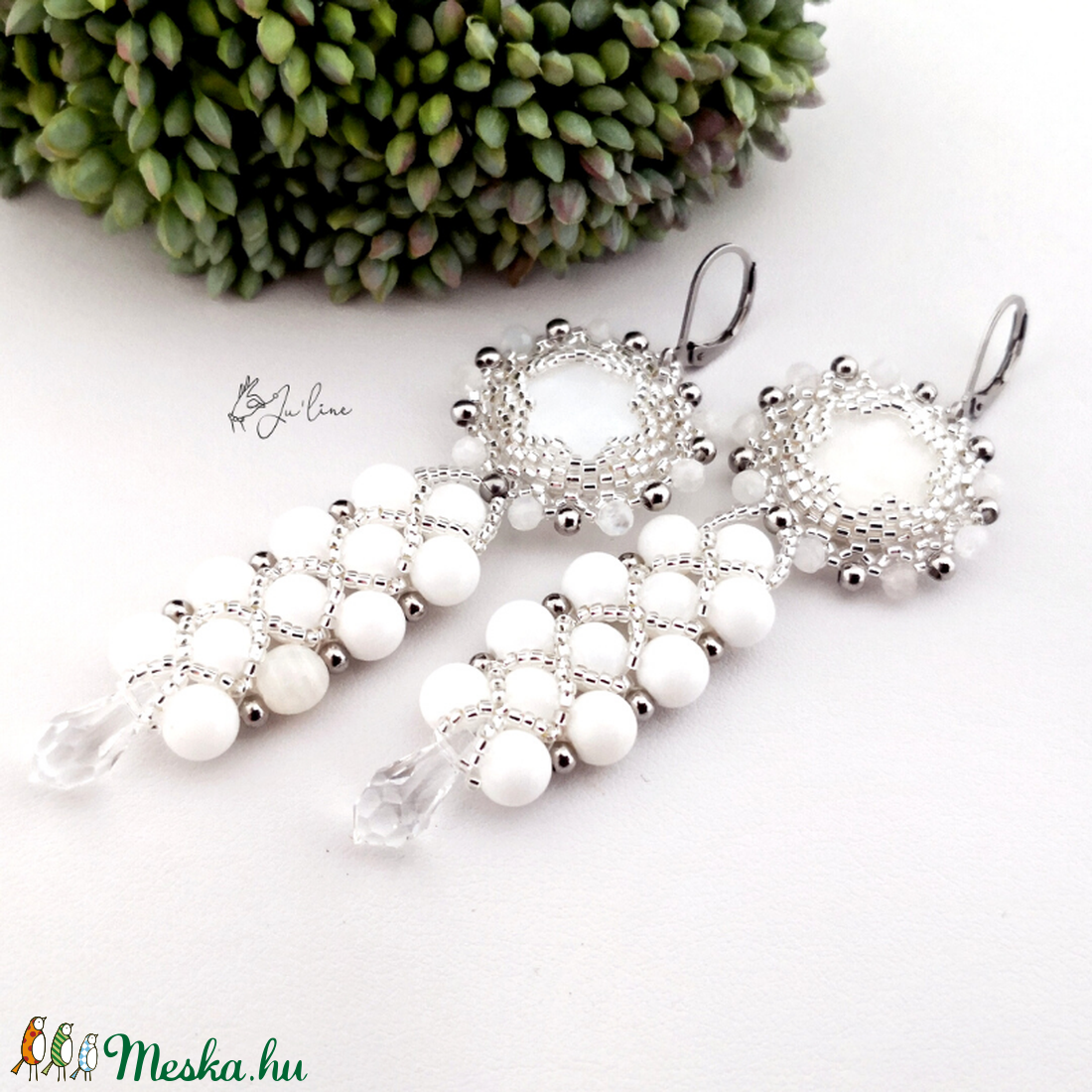 GYÖNGYHÁZ FÜLBEVALÓ HOLDKŐVEL ÉS SWAROVSKIVAL - ékszer - fülbevaló - Meska.hu