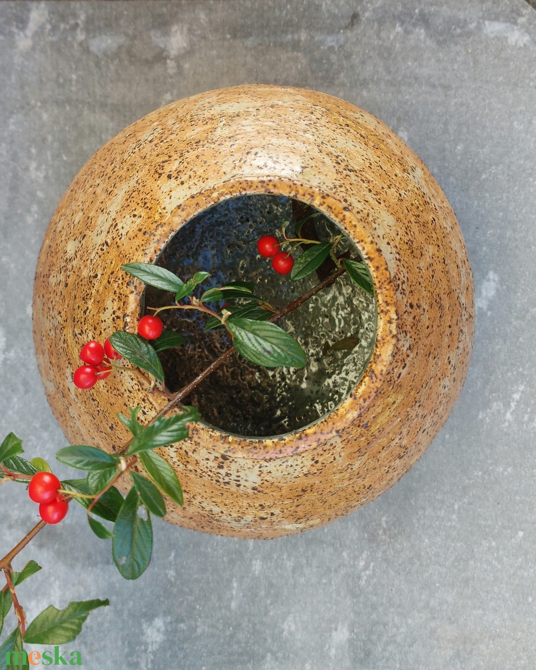 Nagy méretű, egyedi, kőhatású váza - otthon & életmód - dekoráció - virágdísz és tartó - váza - Meska.hu