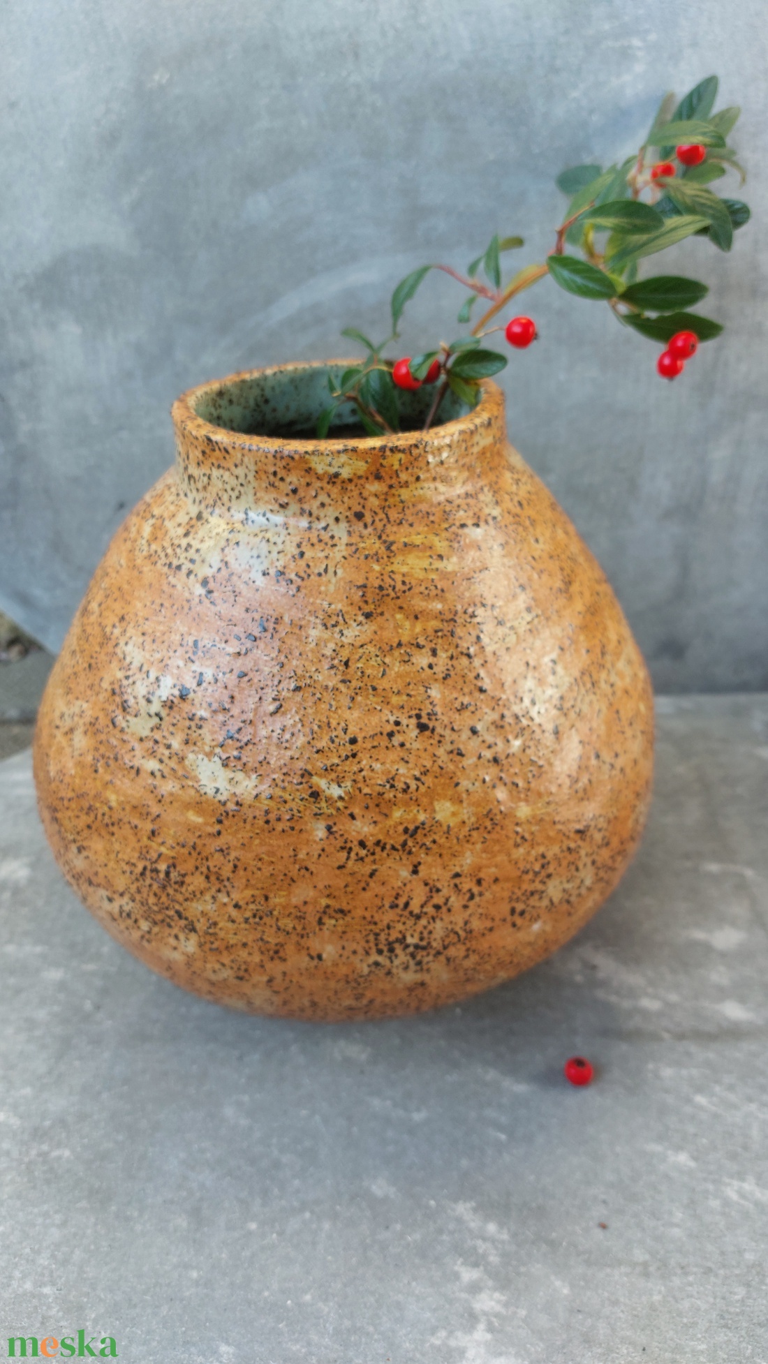 Nagy méretű, egyedi, kőhatású váza - otthon & életmód - dekoráció - virágdísz és tartó - váza - Meska.hu