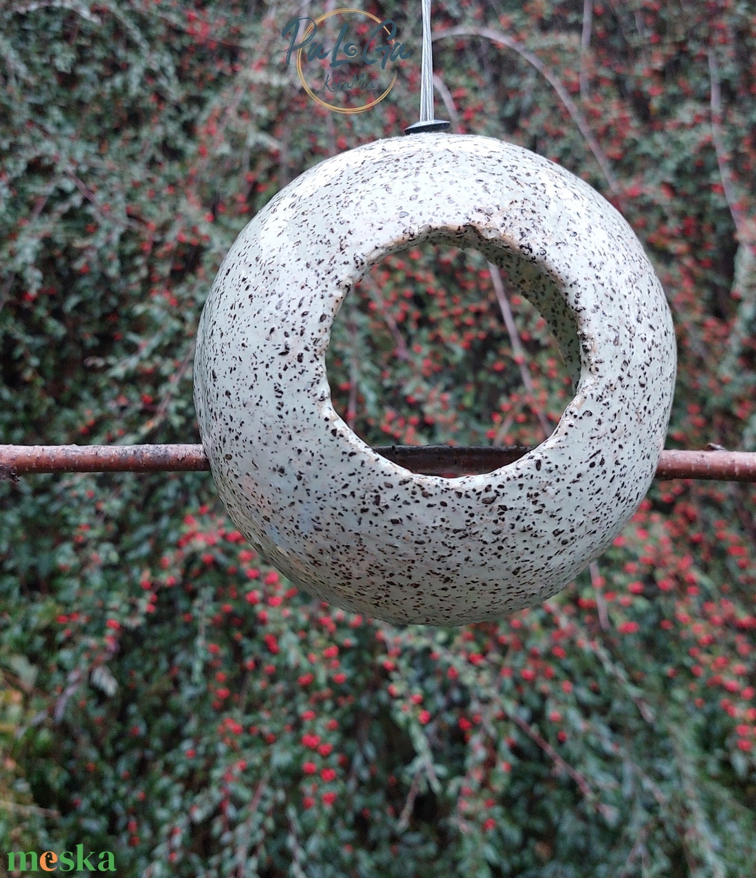 Egyedi, függeszthető, kerek, kerti madáretető  - otthon & életmód - ház & kert - madáretető & itató - Meska.hu