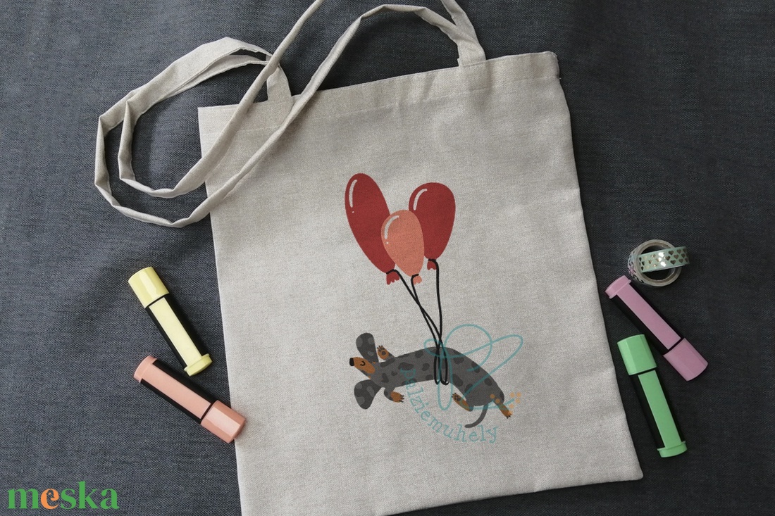 Valentin napi Tacskós Vászontáska - Lufikkal Repülő Tacskó - táska & tok - bevásárlás & shopper táska - shopper, textiltáska, szatyor - Meska.hu