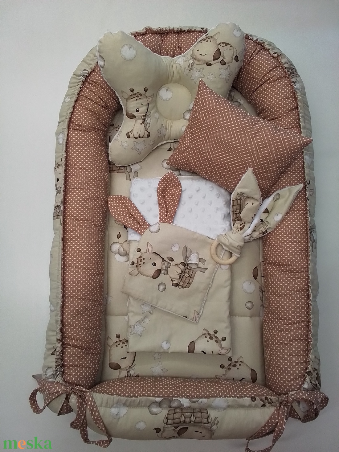 Babafészek szett - otthon & életmód - babaszoba, gyerekszoba - babafészek - Meska.hu Babafészek szett - otthon & életmód - babaszoba, gyerekszoba - babafészek - Meska.hu