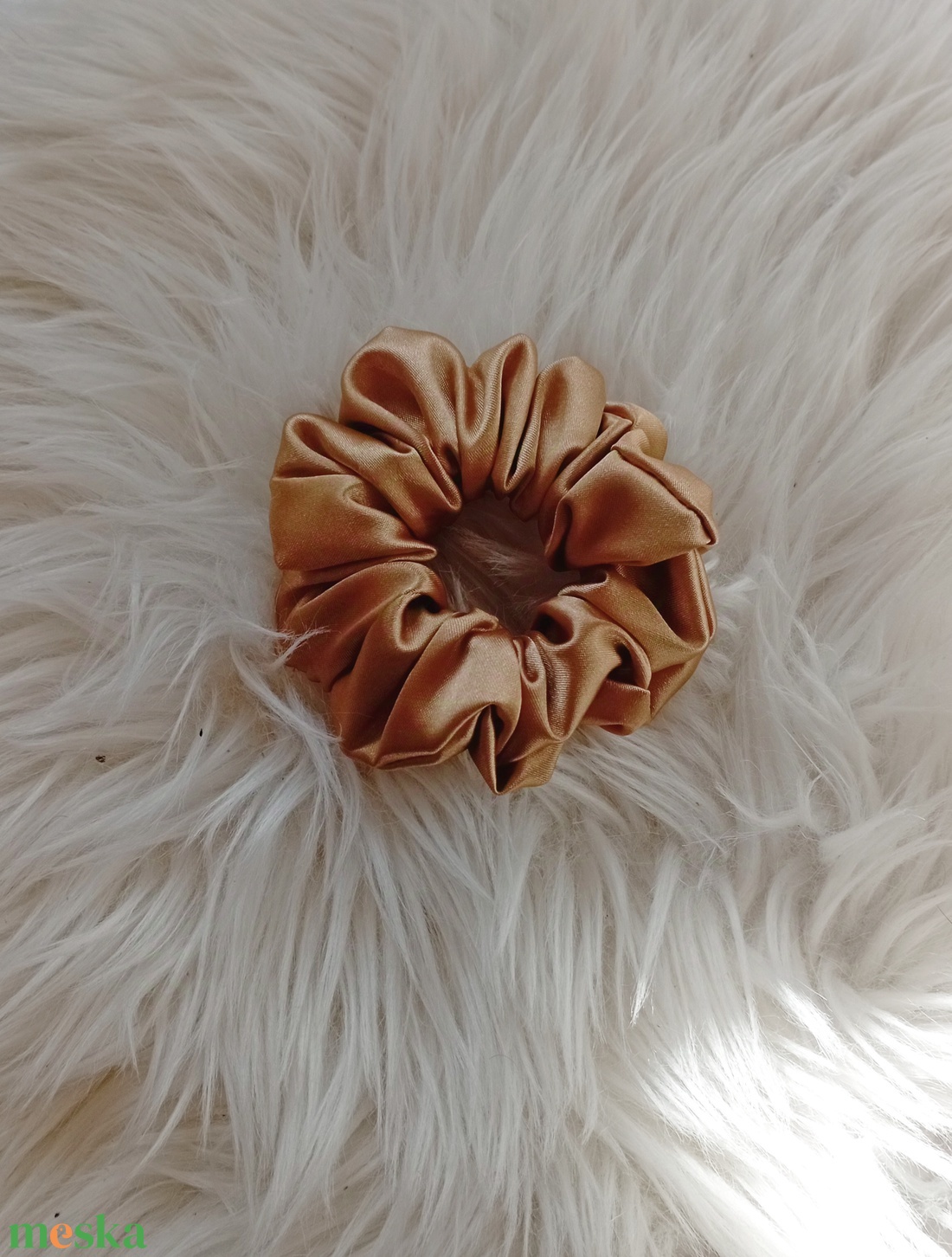 Arany scrunchie hajgumi - ruha & divat - hajdísz & hajcsat - hajgumi - Meska.hu Arany scrunchie hajgumi - ruha & divat - hajdísz & hajcsat - hajgumi - Meska.hu