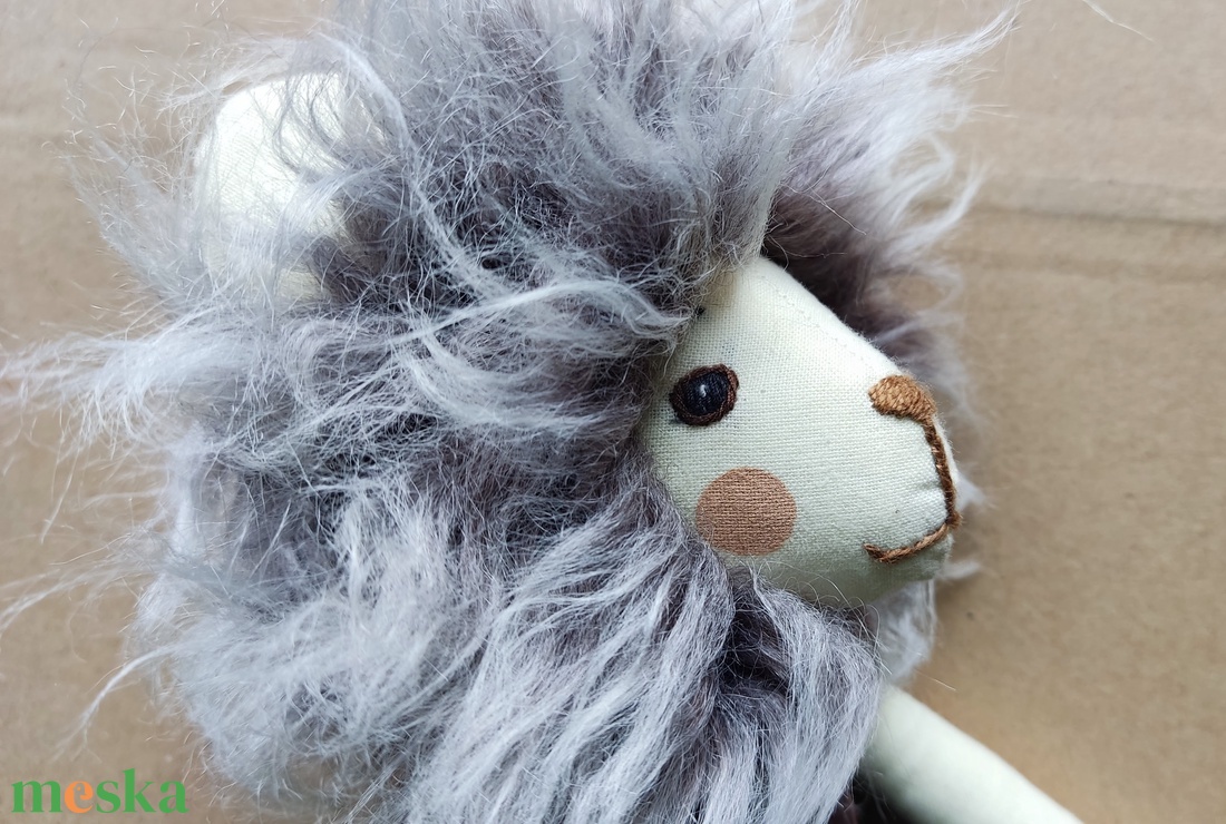 Öltöztethető Pamuki oroszlán - játék & sport - plüssállat & játékfigura - más figura - Meska.hu