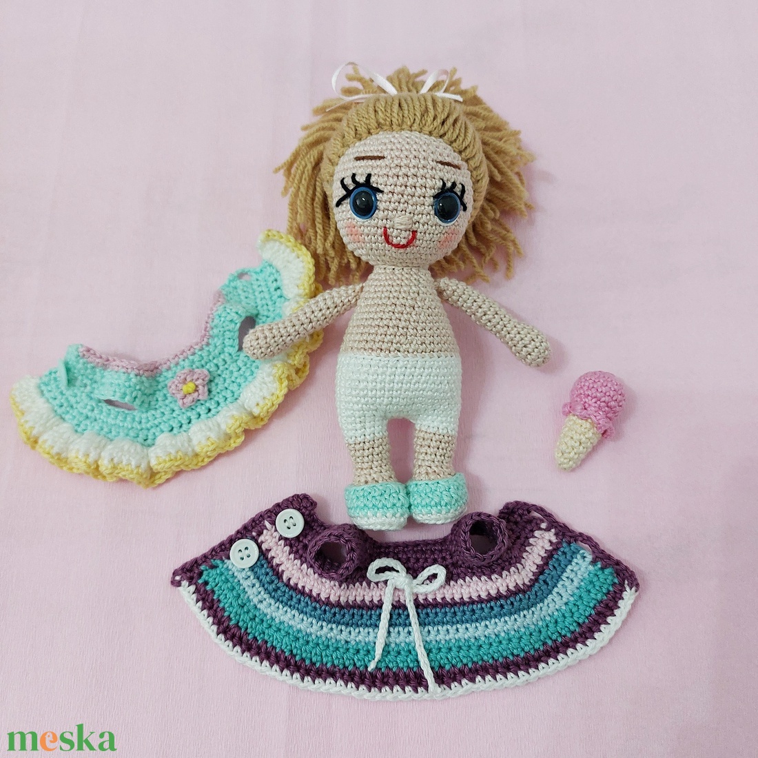 amigurumi Laura baba  - játék & sport - baba & babaház - öltöztethető baba - Meska.hu