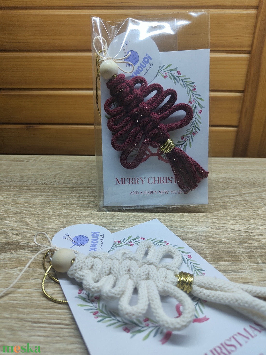 Karácsonyi makrame dísz  - karácsony - karácsonyi ajándékozás - karácsonyi képeslap, üdvözlőlap, ajándékkísérő - Meska.hu