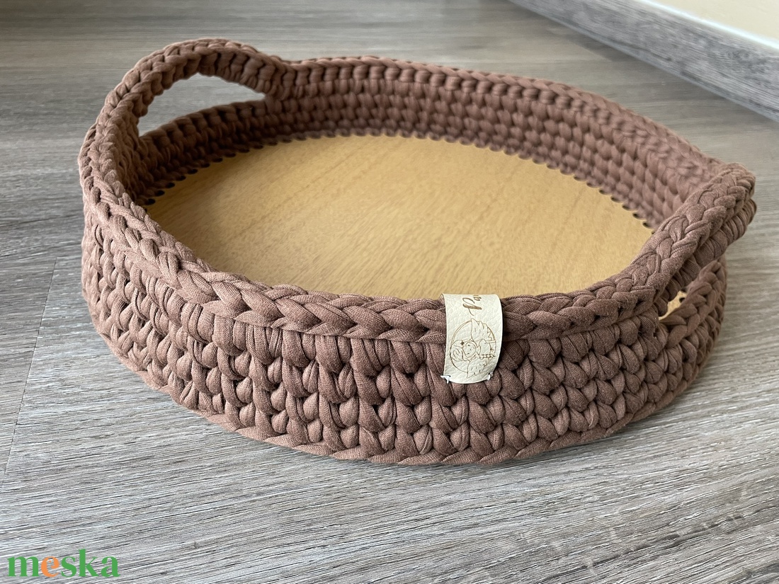 Horgolt tálca - tároló kosár - otthon & életmód - dekoráció - asztal és polc dekoráció - dekorációs tál, tartó - Meska.hu