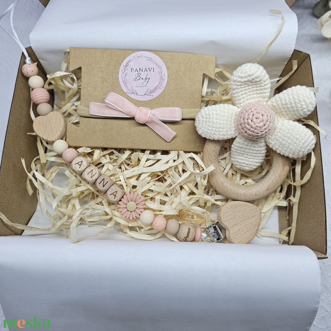 Első ajándékom - Barack- Virágos Babaváró ajándék Babaköszöntő ajándékbox - játék & sport - babalátogató ajándékcsomag - Meska.hu