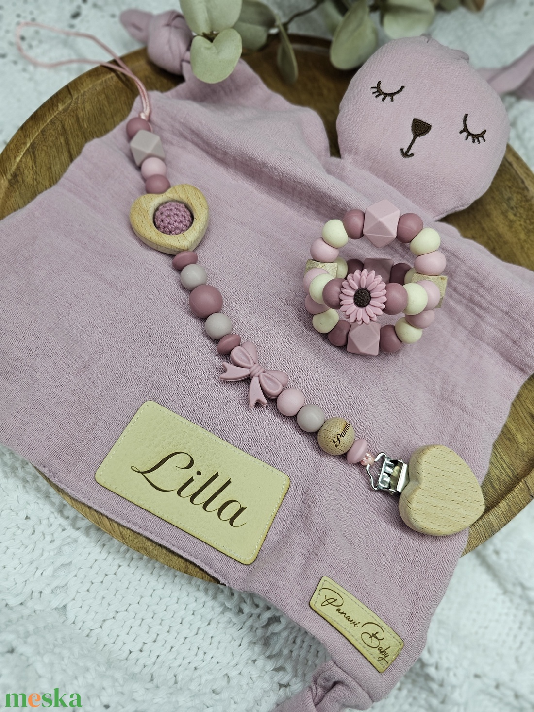 Első ajándékom - Mályva nyuszis szundikendő Babaváró ajándék Babaköszöntő ajándékbox - baba - mama - babalátogató ajándékcsomag - Meska.hu