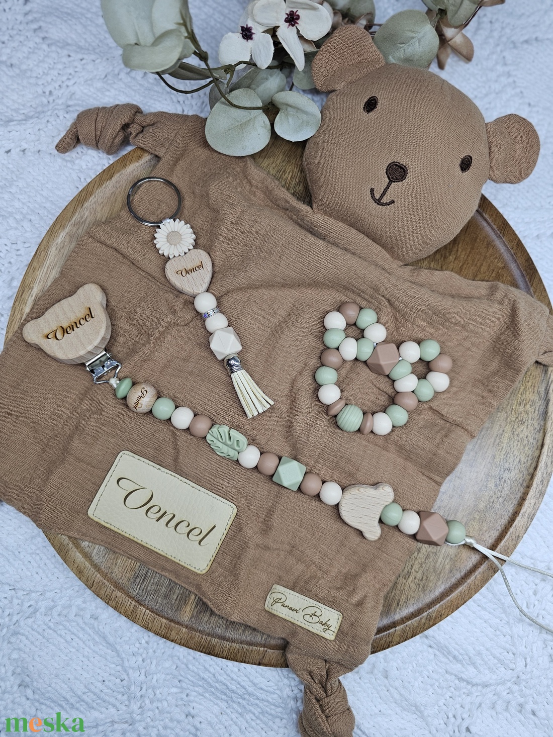 Első ajándékom - Barna macis szundikendő Babaváró ajándék Babaköszöntő ajándékbox - baba - mama - babalátogató ajándékcsomag - Meska.hu