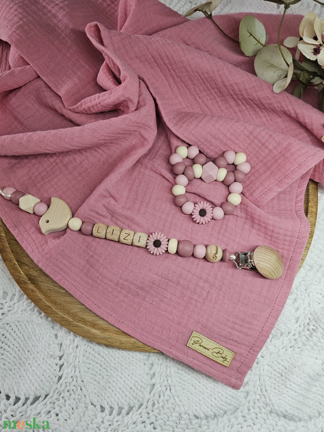 Első ajándékom - Mályva babakendő Babaváró ajándék Babaköszöntő ajándékbox - baba - mama - babalátogató ajándékcsomag - Meska.hu