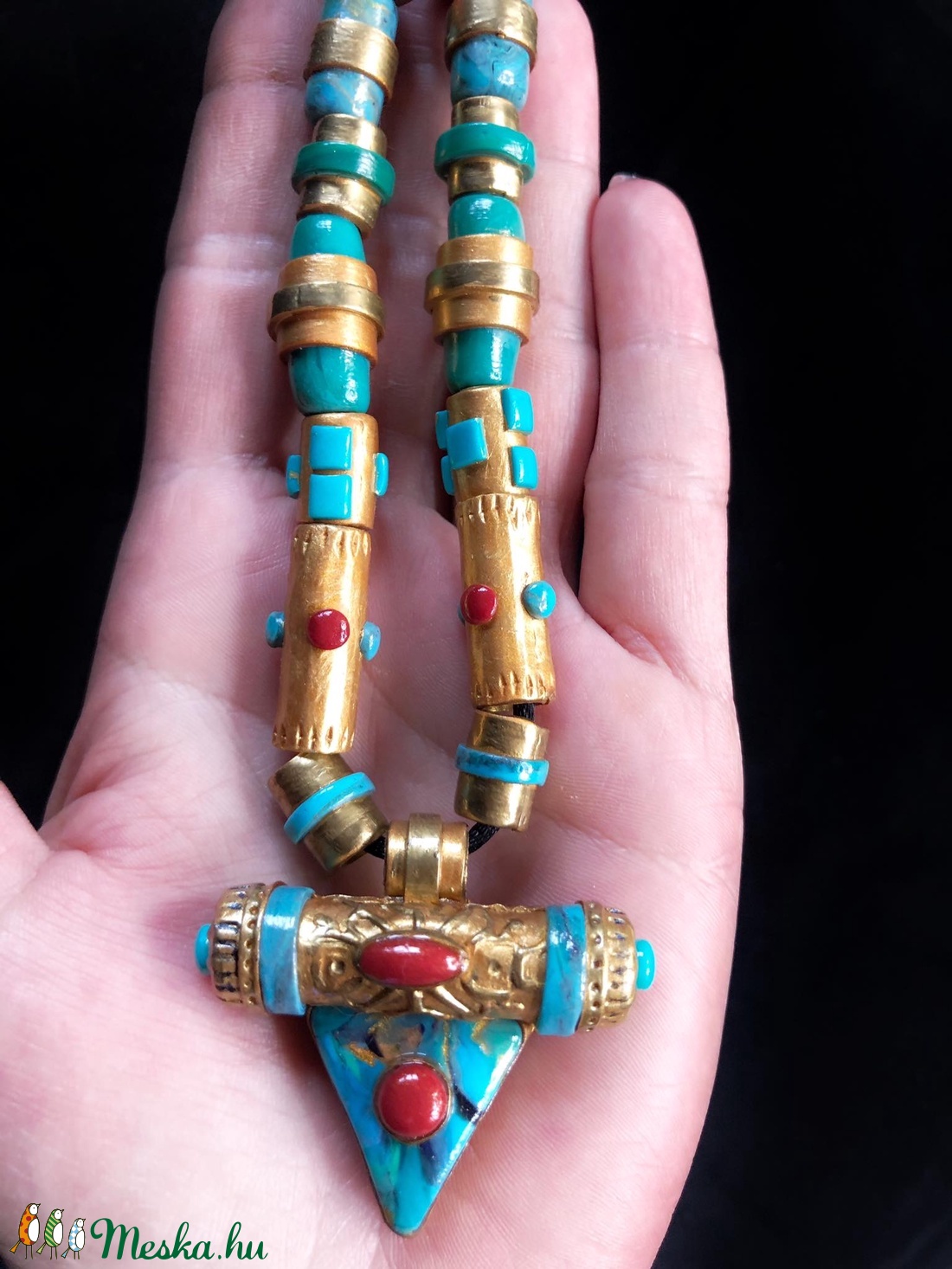 Arany színű tibeti gyöngyös nyaklánc - ékszer - nyaklánc - medálos nyaklánc - Meska.hu