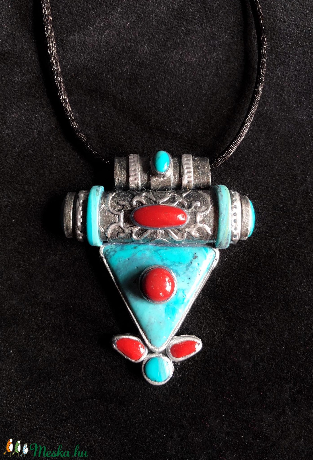 Tibeti stílusú türkiz- korall nyaklánc - ékszer - nyaklánc - medálos nyaklánc - Meska.hu