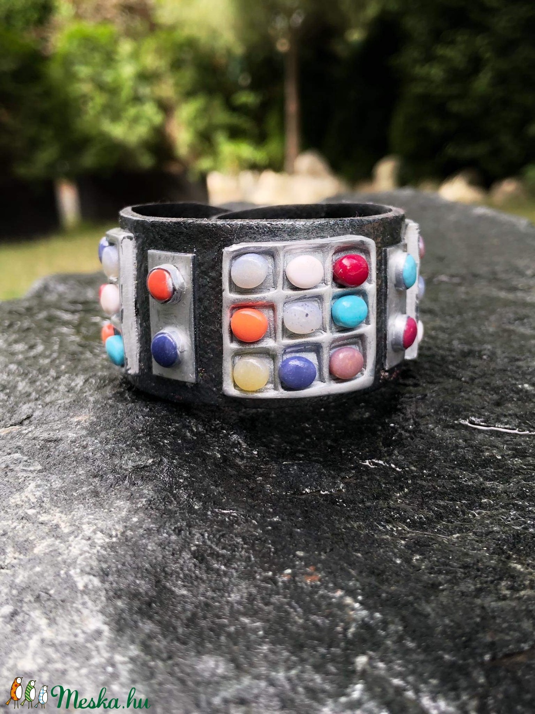 Antik hatású köves karkötő - ékszer - karkötő - széles karkötő - Meska.hu