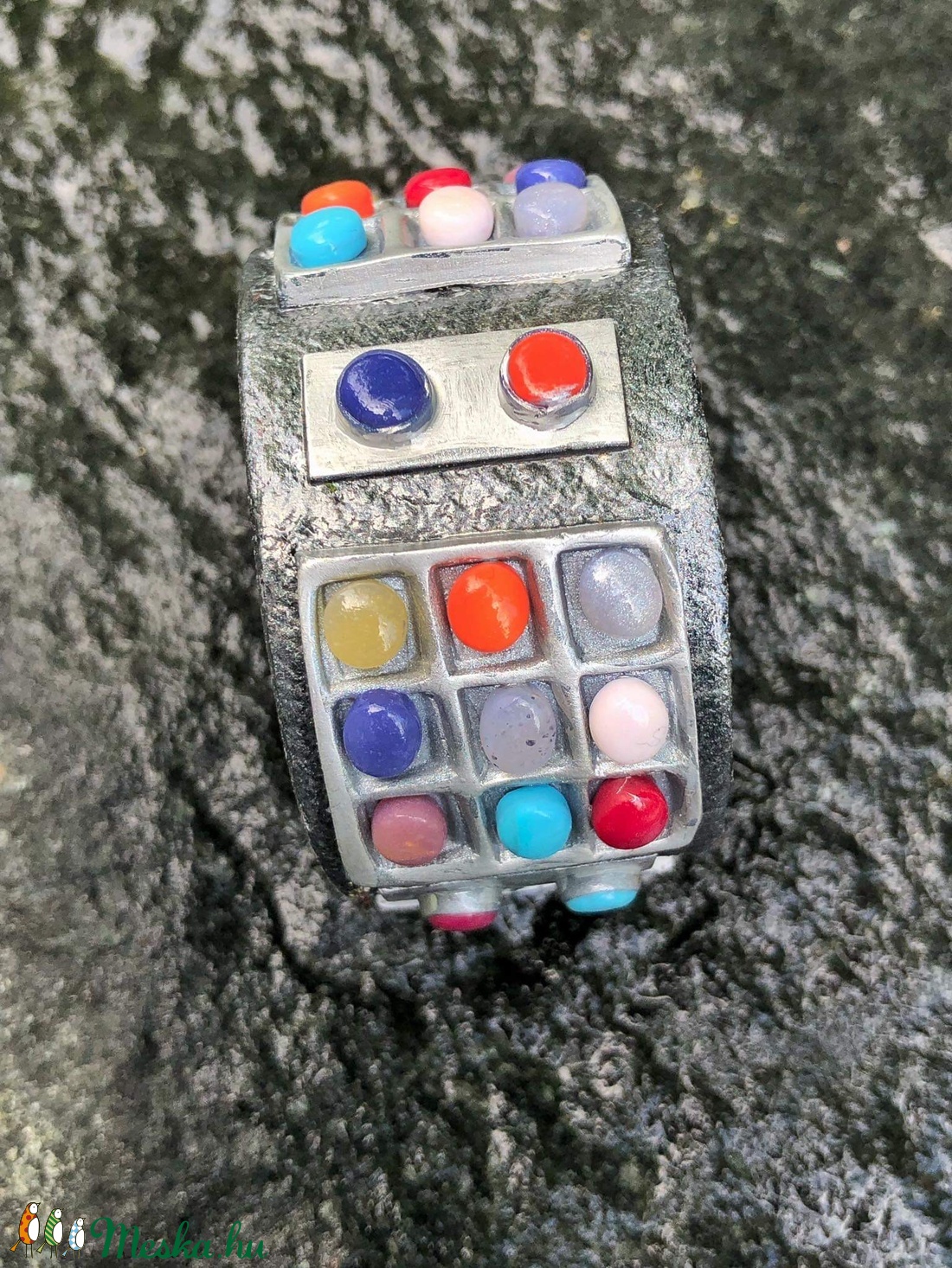 Antik hatású köves karkötő - ékszer - karkötő - széles karkötő - Meska.hu