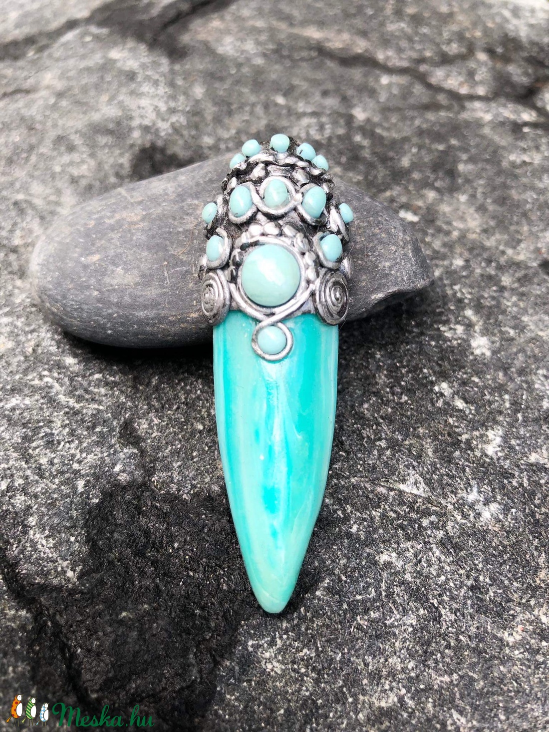 Apró színes amulett (több színben-méretben) - ékszer - nyaklánc - medál - Meska.hu
