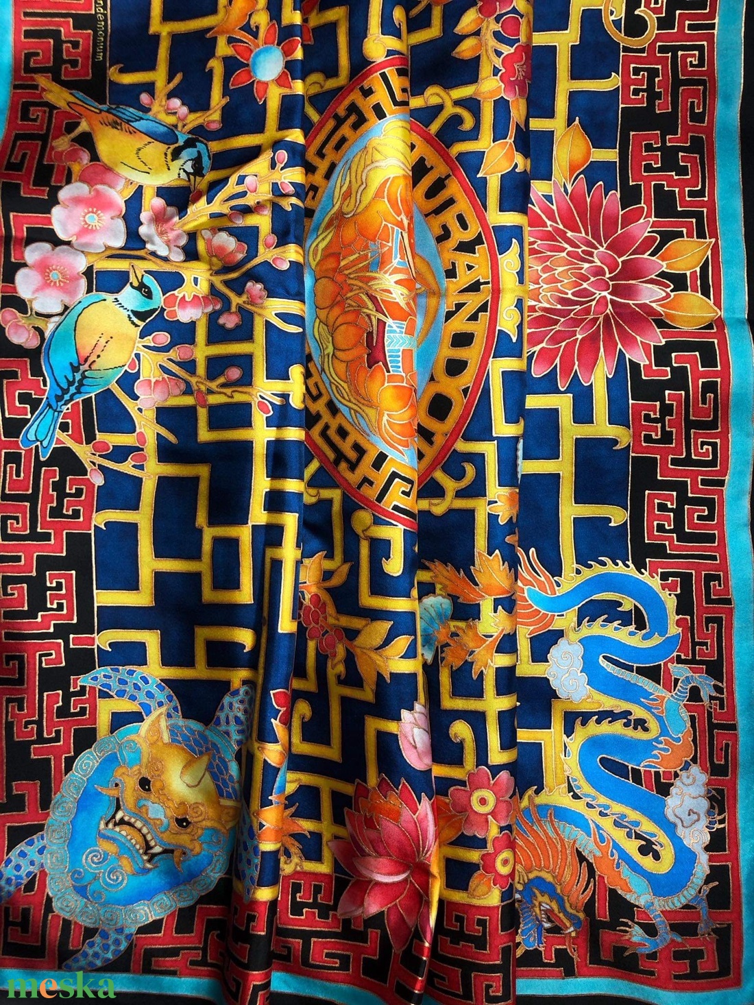 Kézzel festett selyemkendő �Chinese adventure 90x90cm (twill) - ruha & divat - sál, sapka, kendő - vállkendő - Meska.hu