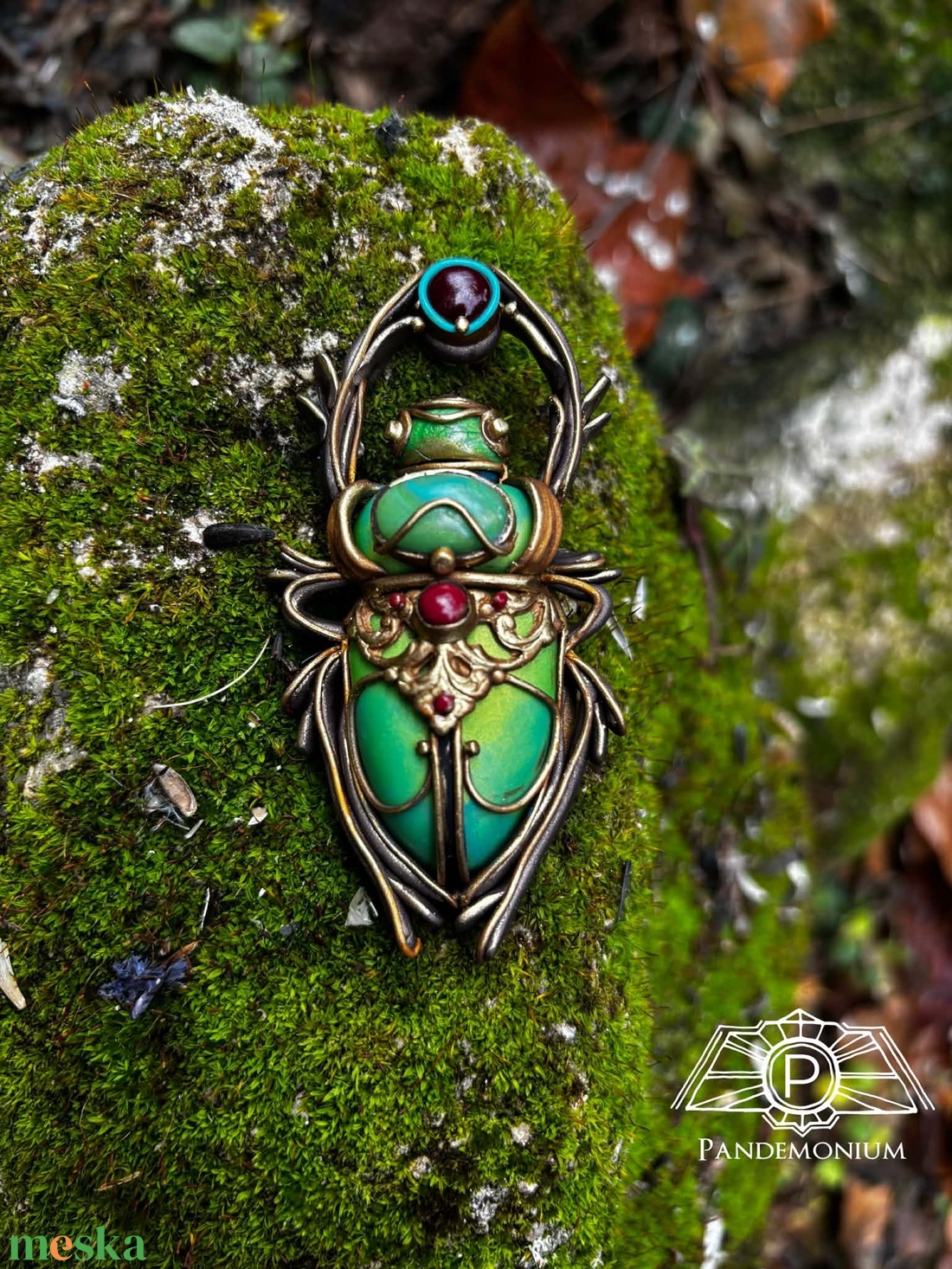 Szkarabeusz bross - ékszer - kitűző és bross - Meska.hu