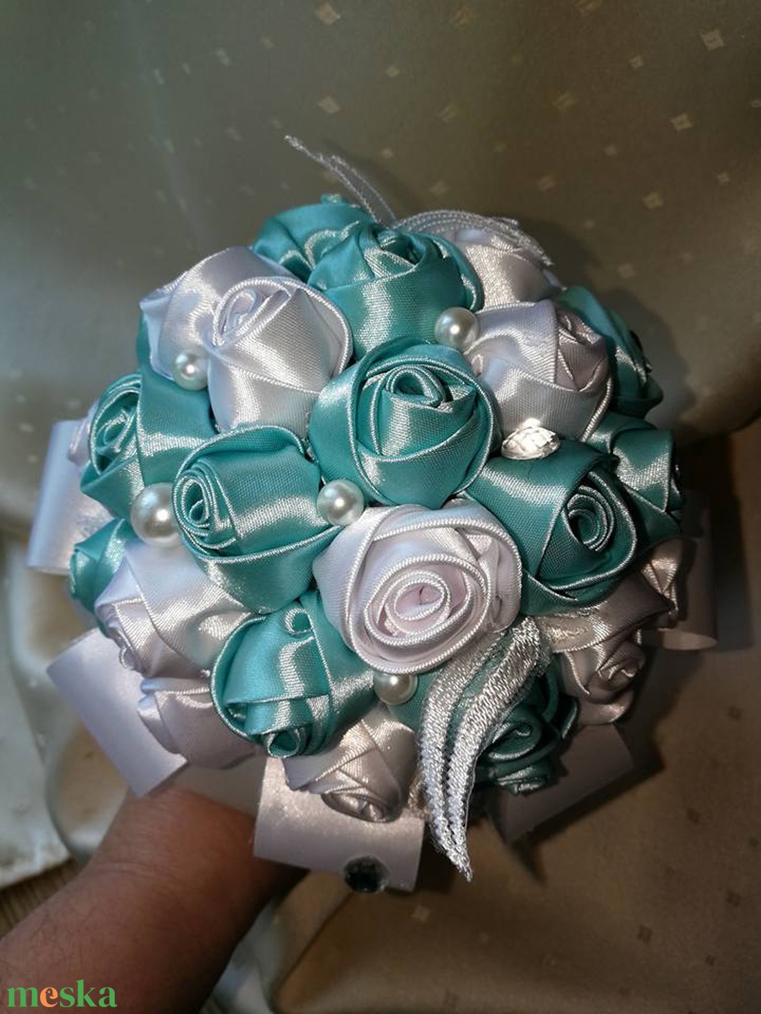 Szatén Menyasszonyi dobócsokor vagy Koszorúslány csokor vagy Ballagócsokor  - esküvő - menyasszonyi- és dobócsokor - Meska.hu