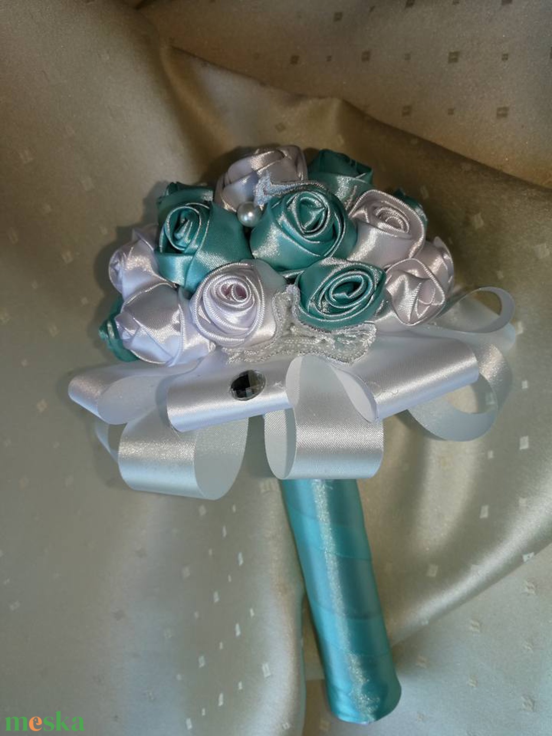 Szatén Menyasszonyi dobócsokor vagy Koszorúslány csokor vagy Ballagócsokor  - esküvő - menyasszonyi- és dobócsokor - Meska.hu