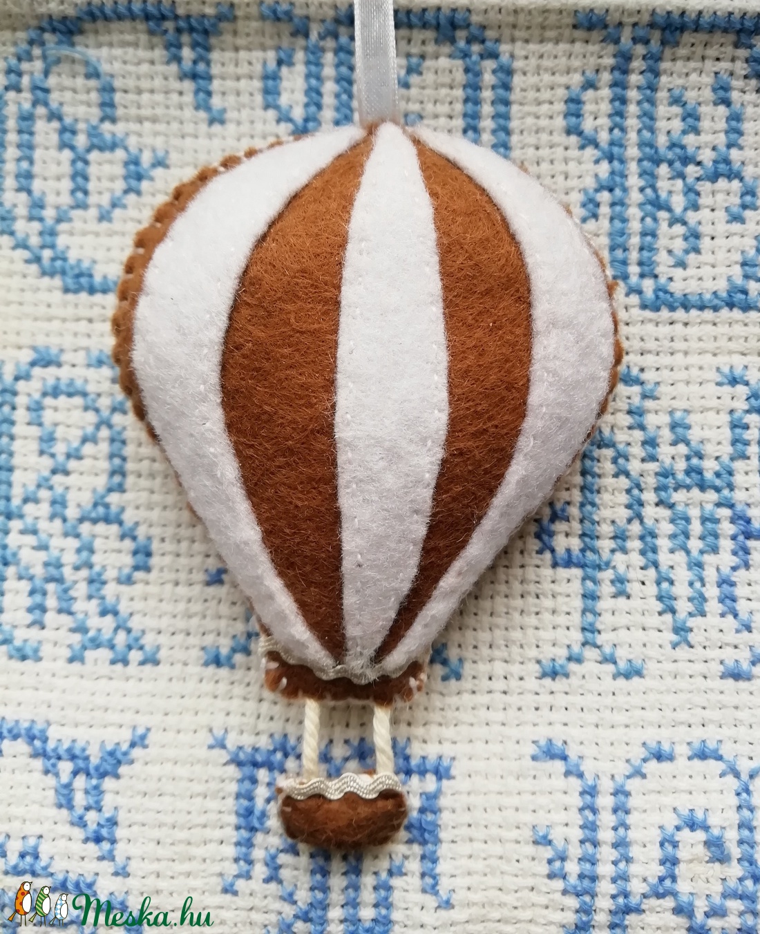 Filc mézes járművek - karácsony - karácsonyi lakásdekoráció - karácsonyi lakásdíszek - Meska.hu