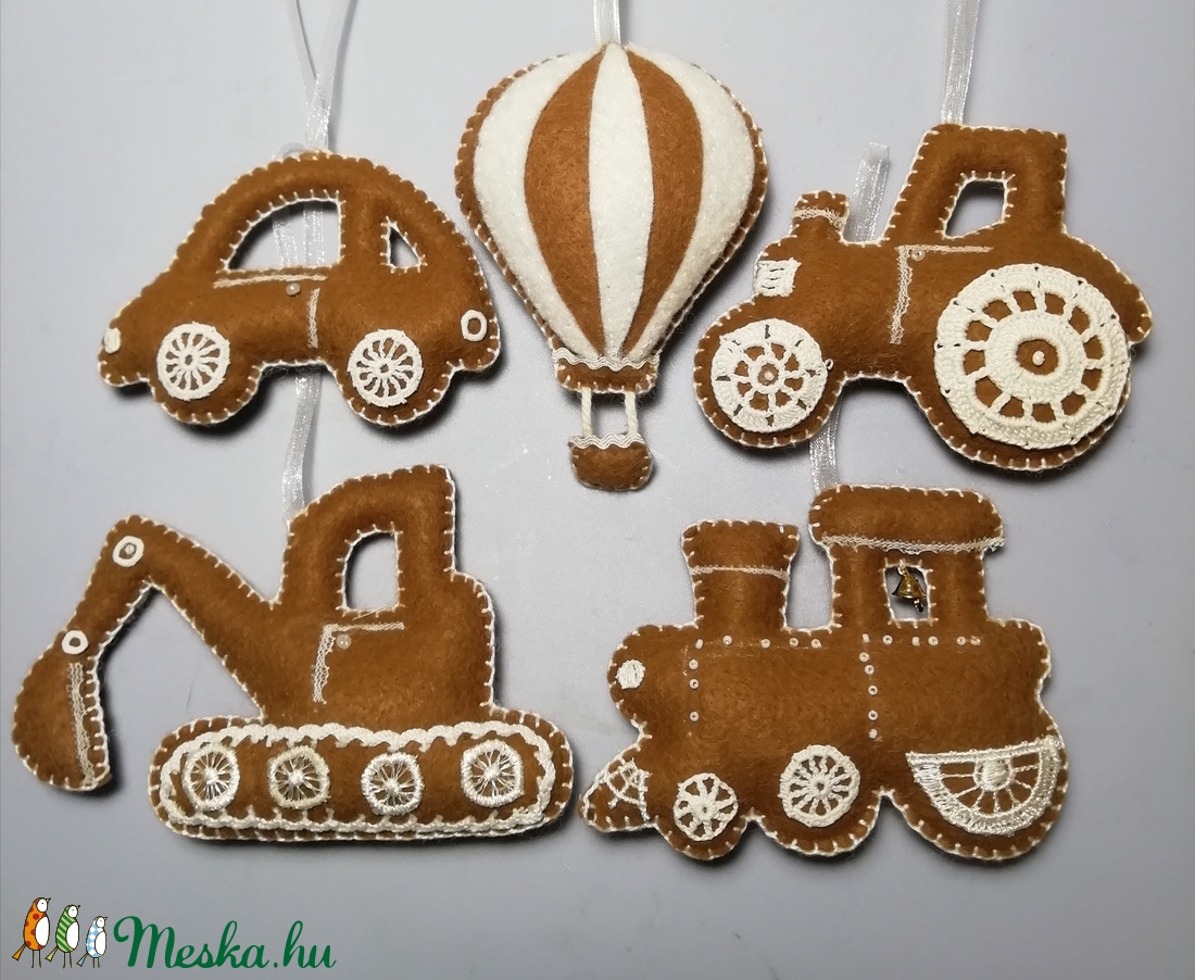 Filc mézes járművek - karácsony - karácsonyi lakásdekoráció - karácsonyi lakásdíszek - Meska.hu