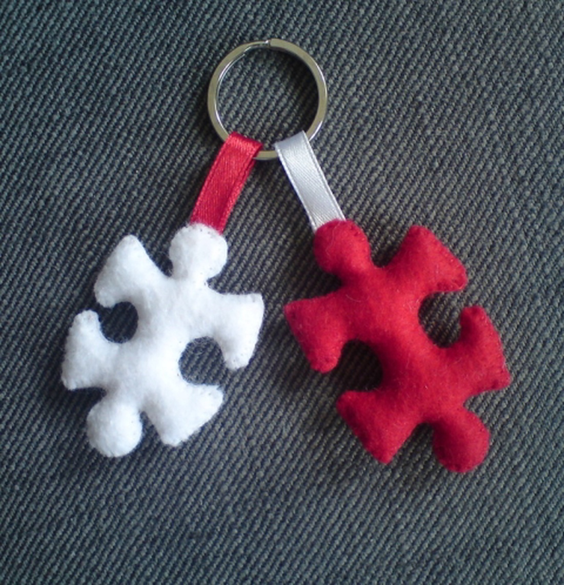 Alkonyat puzzle kulcstartó -  - Meska.hu