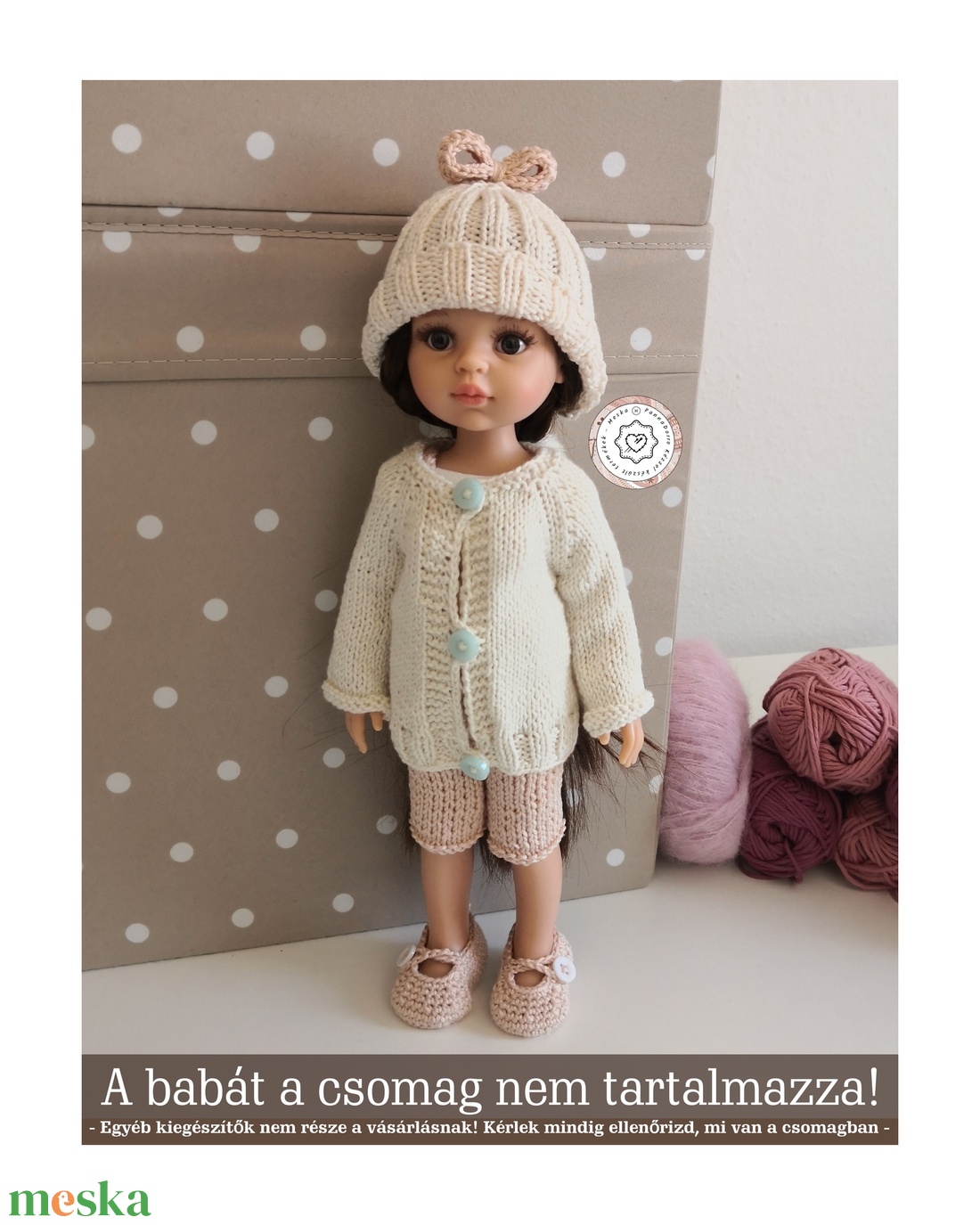 Paola Reina 32 cm-es babákhoz kötött kiegészítő, öltöztethető játékhoz, ruha, sapka, nadrág és cipő, 4 részes csomag - játék & sport - baba & babaház - babaruha, babakellék - Meska.hu